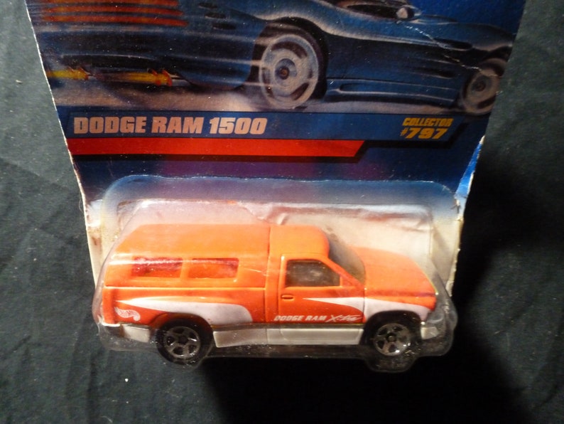 Hot Wheels Dodge Ram 1500 Pickup #797