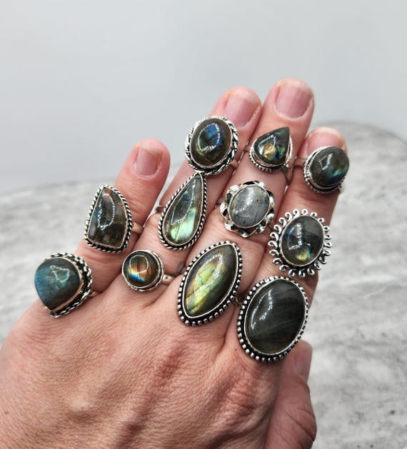 Flashy Labradorite Natural Crystal Gemstone Ring 925 Sterling