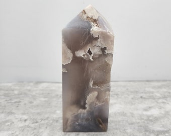 Agate de fleur avec grande tour d’obélisque en cristal naturel de poche Druzy scintillante avec pointe - A maigre #761