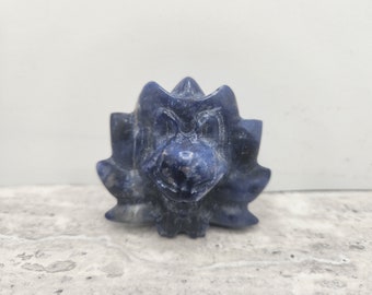 Sculpture en cristal de sodalite - Renard à neuf queues - Renard mythique à 9 queues provenant de la mythologie chinoise #761