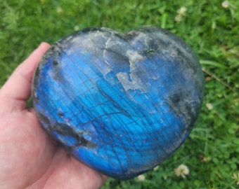 2.14LB Énorme morceau de cristal bleu flash fort de labradorite naturelle en forme de coeur