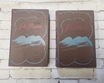 John Steinbeck, écrivain américain, livre relié The Moon is Down - The Long Valley