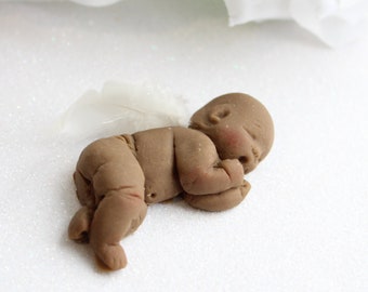 Little Angel Baby - Miscarriage Gift - AA Dark Skin Baby with Angel Wings - Baby Loss Keepsake Memorial Polymer Clay Mini Baby - Angel Wings