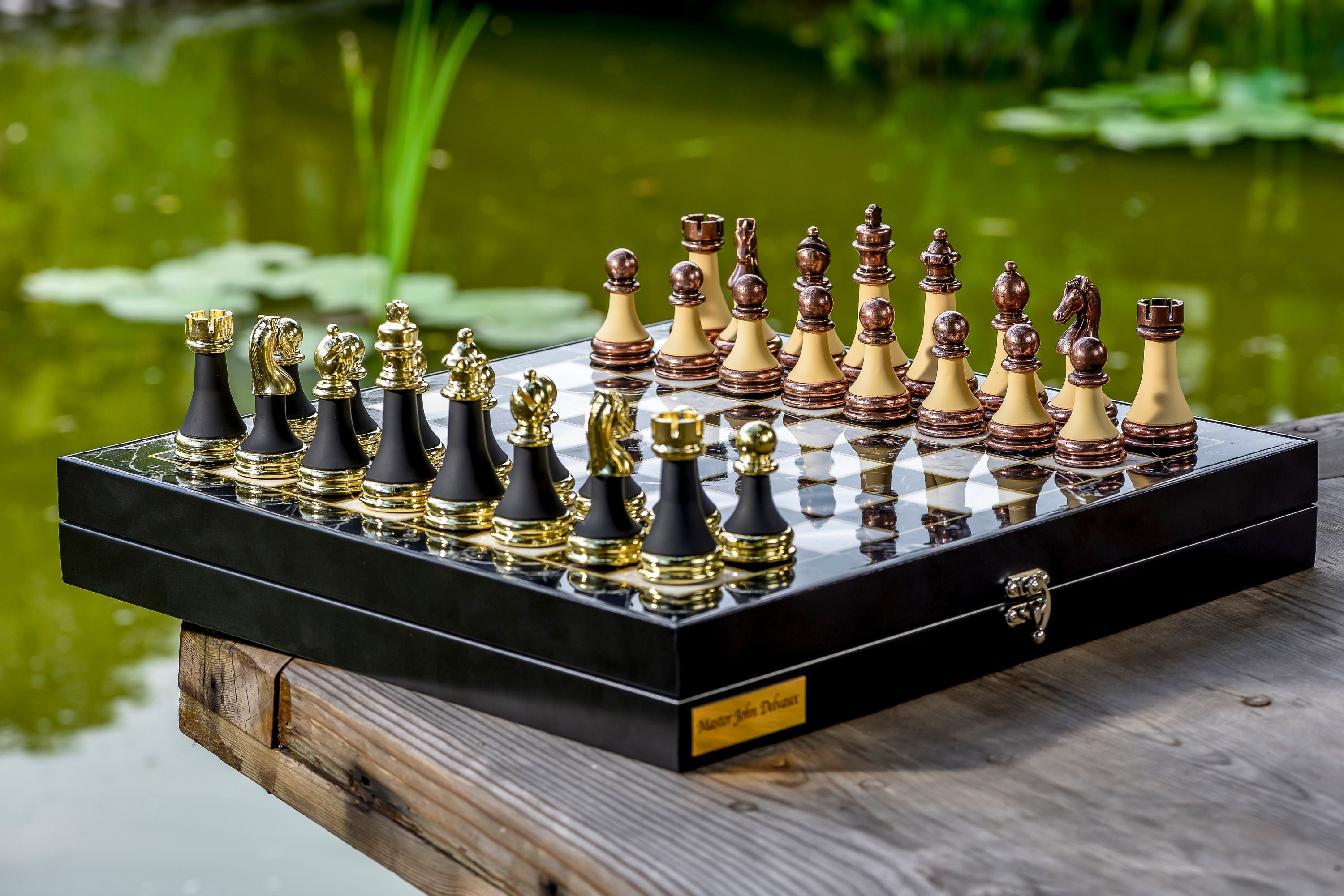 Premium Schachspiel einzigartige Metall und Plexy
