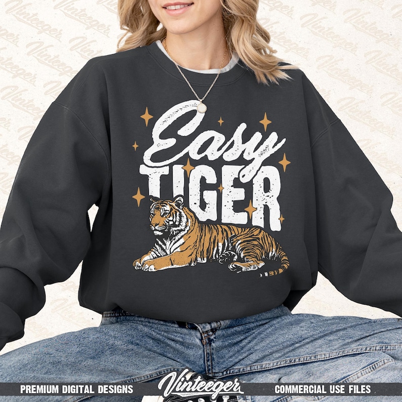 Trendiges Retro T-Shirt Design - Lustiges Zitat PNG mit Tiger Grafik - Humorvoller Druck für Sublimations- und DTG-Druck - Vintage Mädchen zum Ausdrucken Bild 5
