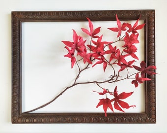 Ancien cadre photo orné pour peinture, photographie ou miroir, bois sculpté du milieu du siècle