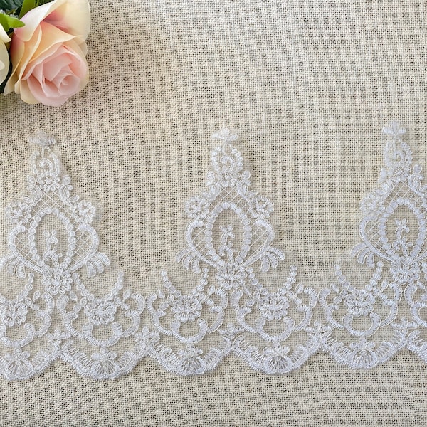 Light ivory Lace Trim, Silver lace, Bridal trim, Alencon lace trim, Elegant Lace Wedding, Bridal Veil Lace