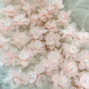 Set of 5 Light pink floral applique I small flower I DIY Craft I Sewing I dresses, wedding gowns veils I spring
