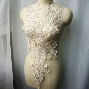Bodice Applique in Metallic Gold Lace I DIY Craft for Sewing & Dresses I Elegant Embellishment for Fashion Projects
