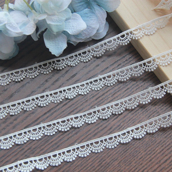 Bridal Lace Trim, light ivory Lace Trim, Venice lace, Alencon lace trim, Boho Wedding, Lace Wedding Dress, Bridal Veil Lace