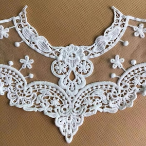 White Venice Lace Collar Applique: Embroidered Neckline Motif (17.5x15)