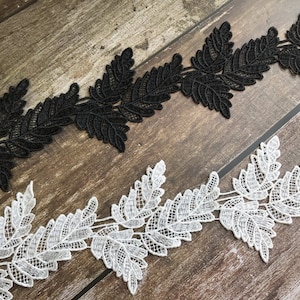 Bridal Lace Trim, Off-White or light ivory Lace Trim, Alencon lace trim, Boho Wedding, Lace Wedding Dress, Bridal Veil Lace