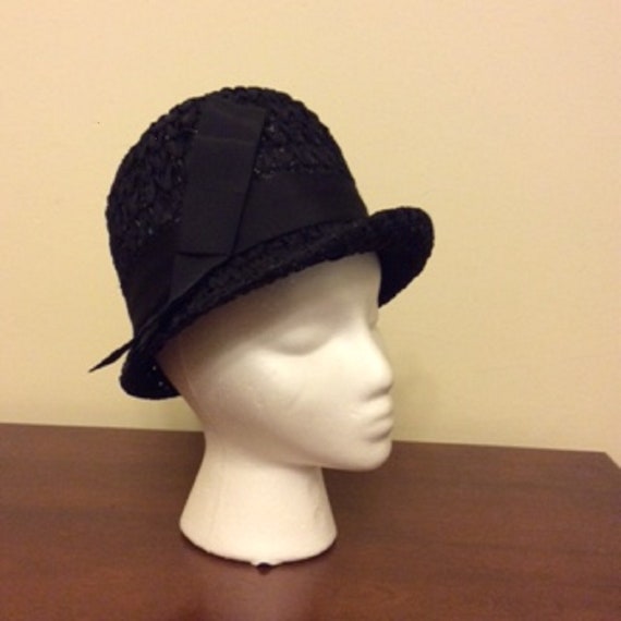 Black summer woven cloche hat - image 3