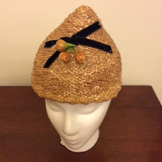 R. Englander Petit Chapeau Vintage Straw Acorn Hat - image 2