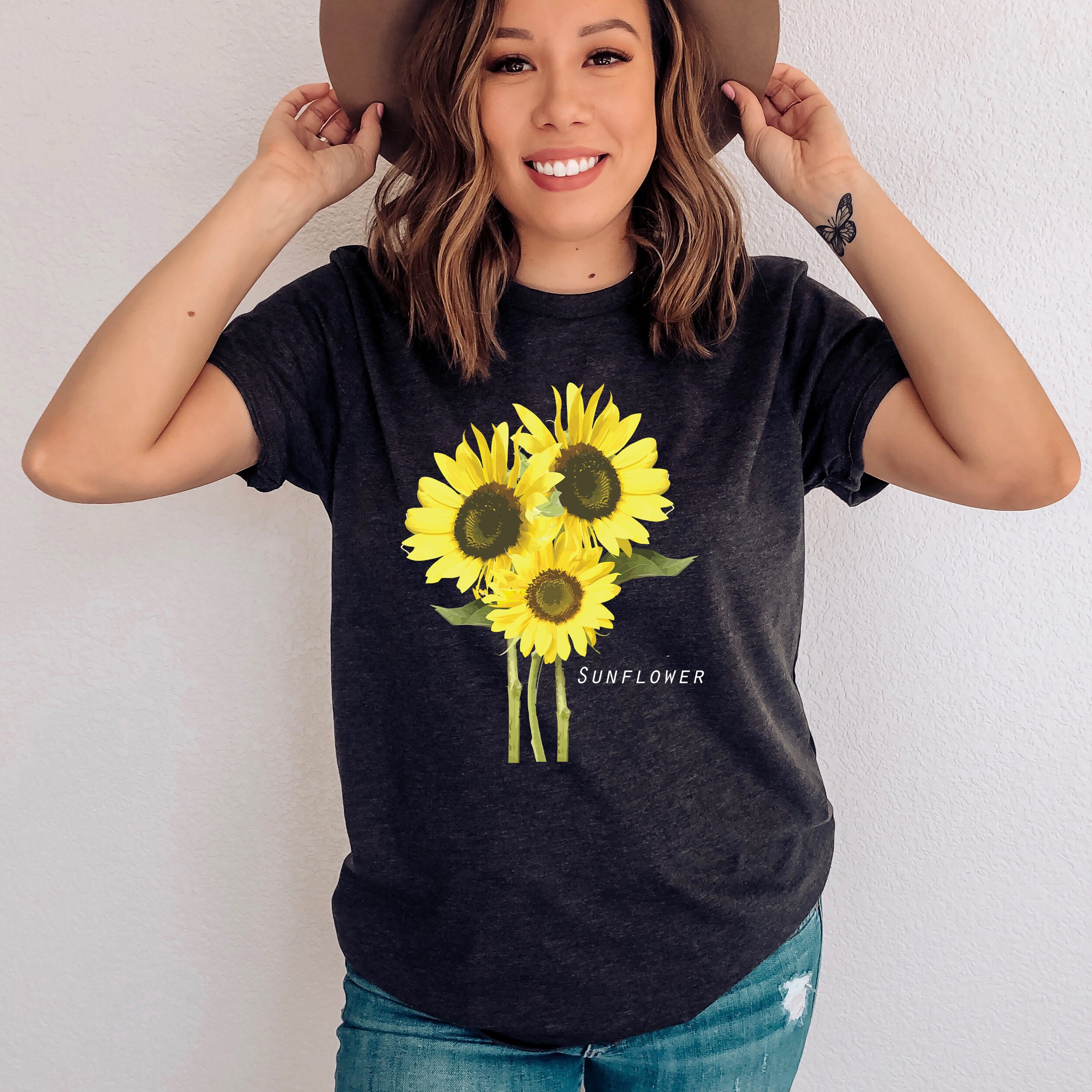 Sunflower Graphic T-shirt, Botanical Flower Shirt, Gift for Her - Etsy