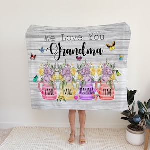 Personalisierte Oma Decke: Familiennamen Blumenmuster