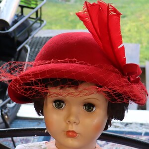 Vintage Neumann Endler Fairfield Hats Wool Cloche Ladies Hat Red Wide Brim Vintage 1940s - Cloche Hat - Neumann Endler Fair Field Felts  main image 3