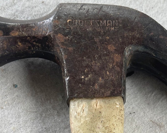 Vintage Sears Craftsman 16 oz fiberglass handle hammer