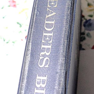 May include: A rustic wooden sign with the text "Welcome" in a handwritten style. The sign is painted white with a distressed finish, and features a simple, elegant design. Perfect for a front door or entryway.