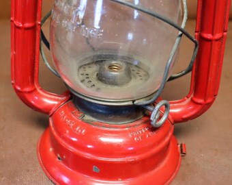 RED Vintage Dietz Comet Battery Lantern - Etsy