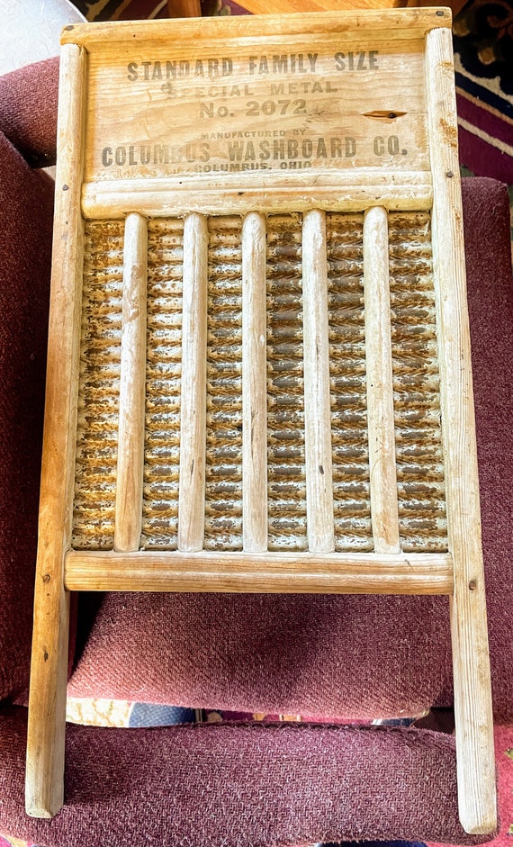 Hand Percussion Folk & World Columbus Washboard 2072 Family Size Washboard