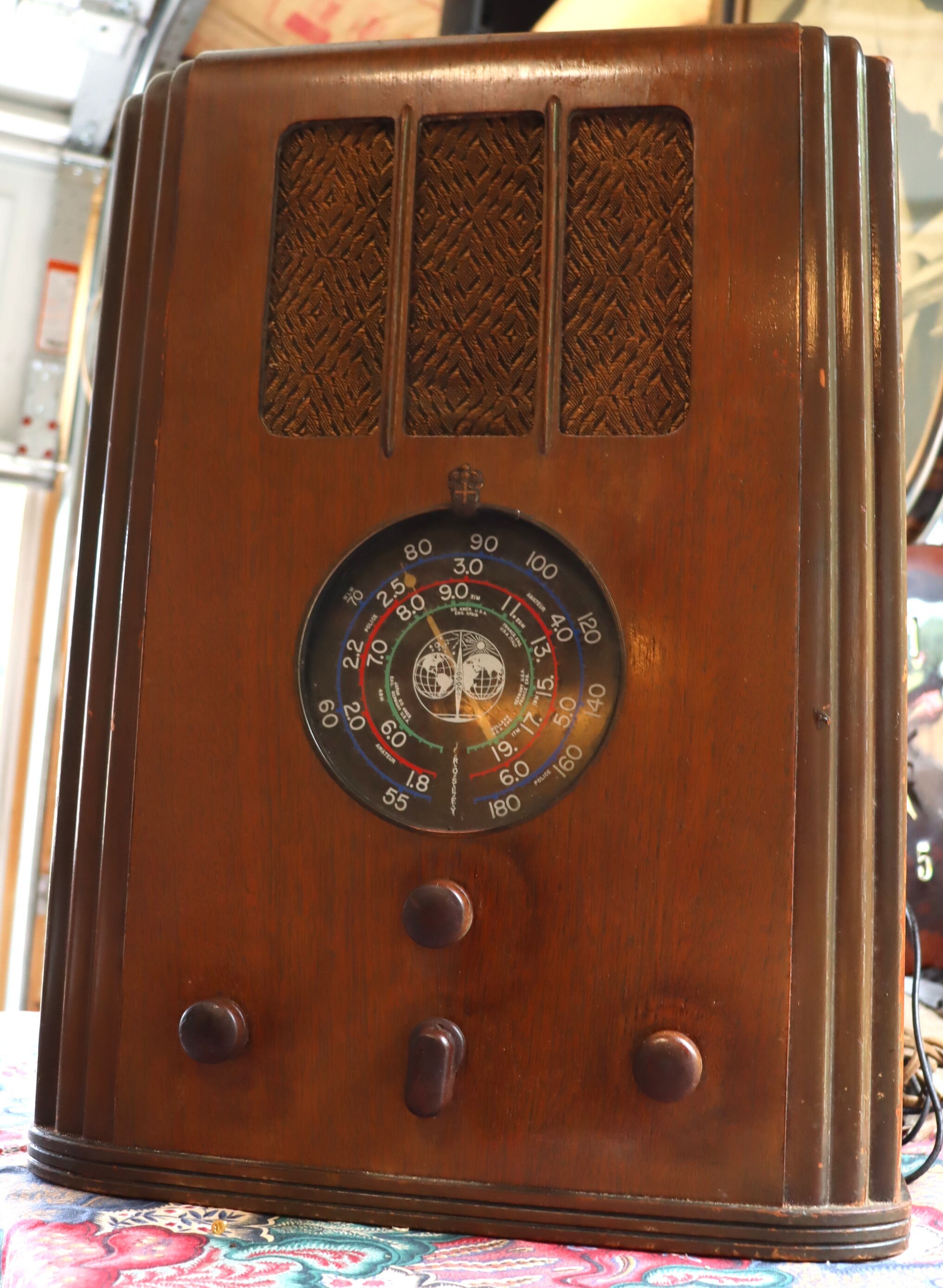 Vintage Crosley Multi-channel Tube Radio. Rare. - Etsy Vintage Crosley Multi-channel Tube Radio. Rare. - Etsy
