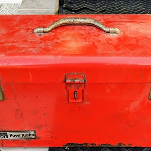Vintage Montgomery Ward Fiesta Red tool box with tray