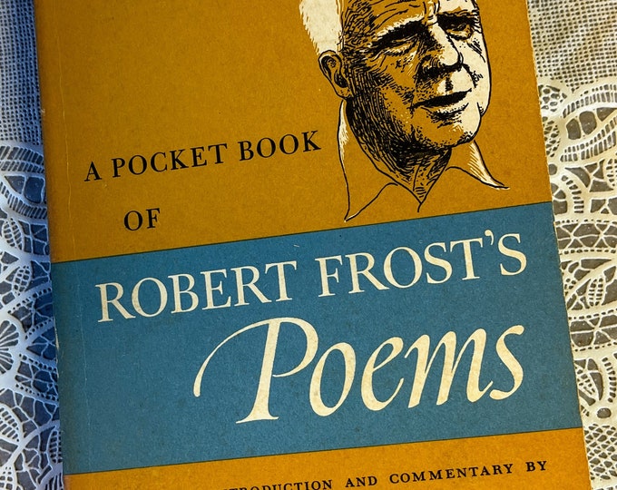 The Pocket book of Robert Frost's Poems 1961 Washington Square Press