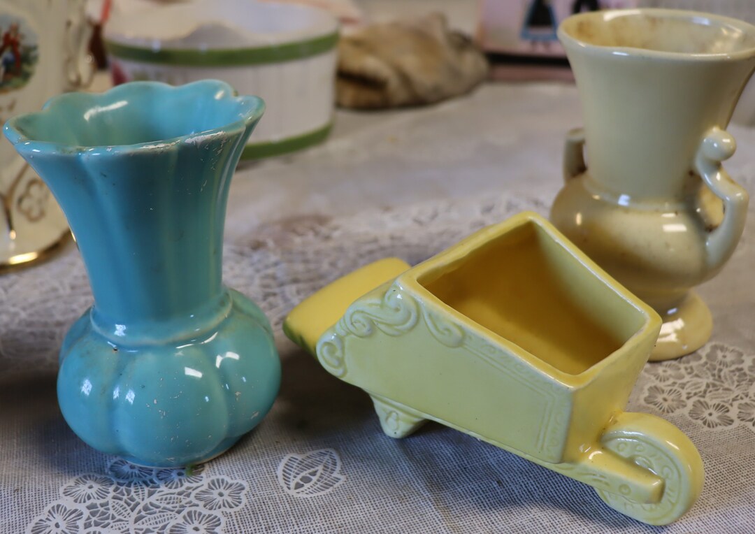 Vintage 3 Piece Group of Vases 2 Marked USA 1 With No Markings Etsy