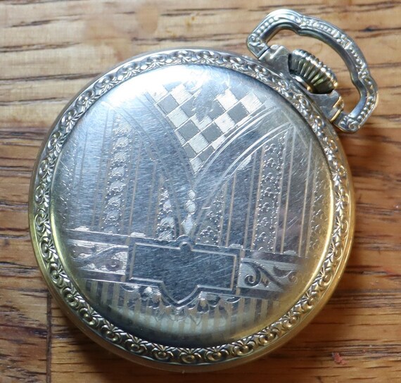 Vintage 2 inch pocket watch no markings Beautiful ca… Gem