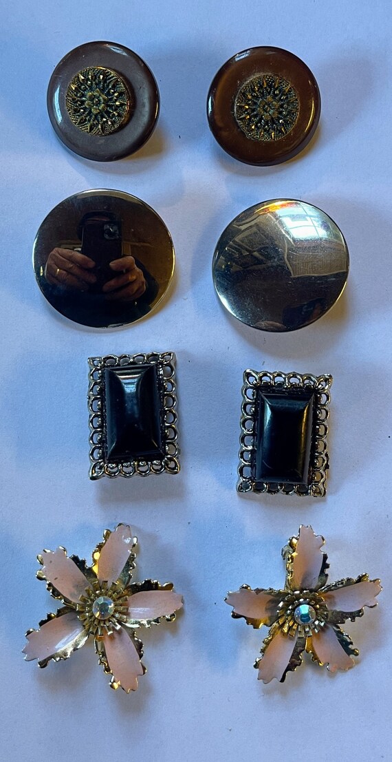 4 sets of vintage clip on earrings  C