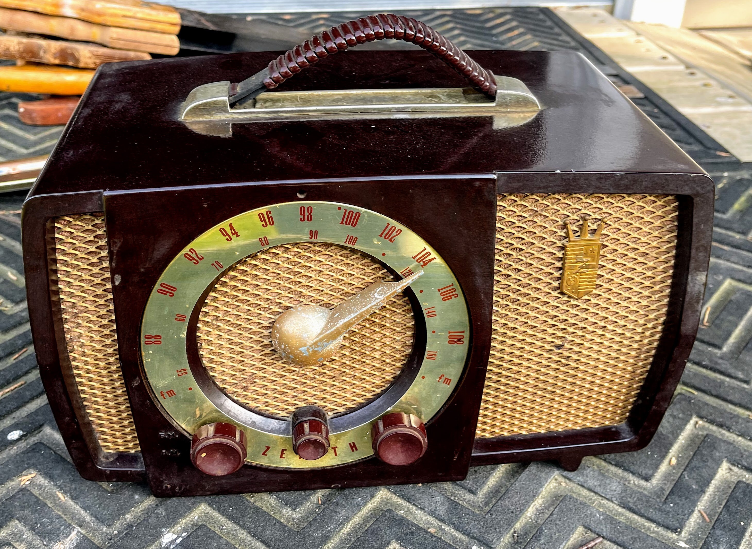 zenith tabletop record player with radio and tapedeck zenith tabletop record player with radio and tapedeck