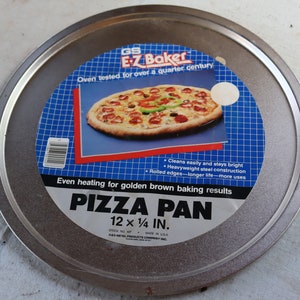 Vintage 12 inch G and S  E-Z Baker pizza pan unused Made in the USA