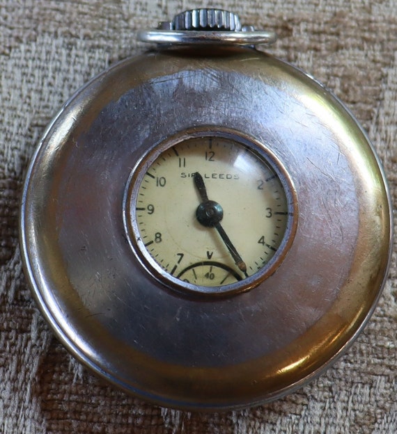 Vintage Sir Leeds pocket watch, rare. Not working. - image 1