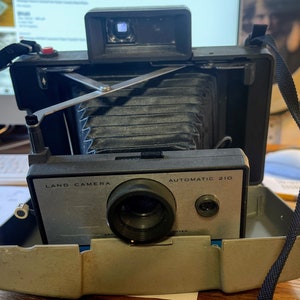 Vintage Polaroid#210 Land Camera