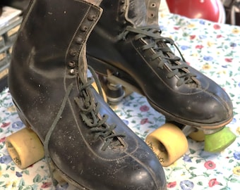 Vintage Chicago Bullet Roller Derby size 12 roller Skates Leather
