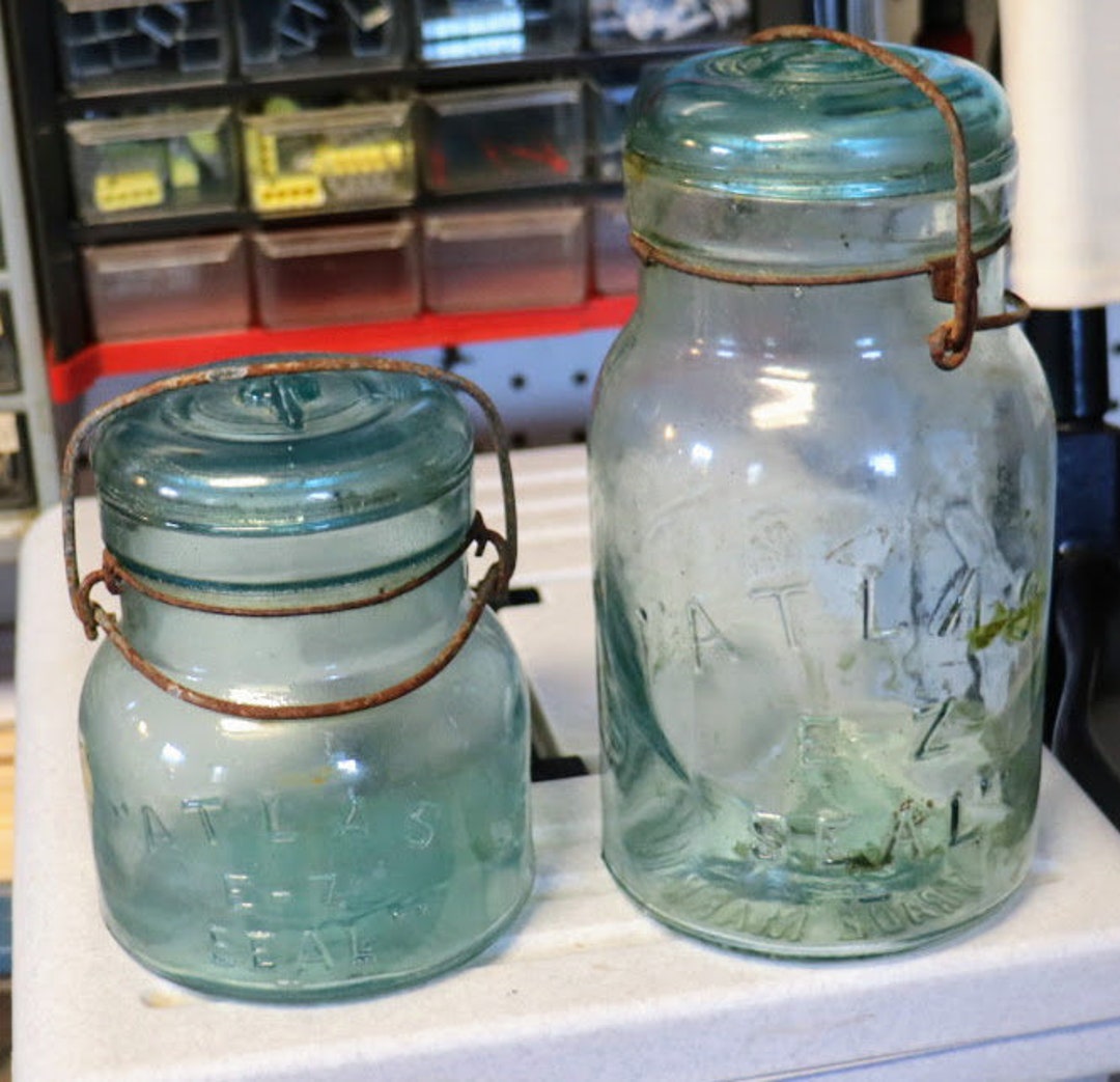 Vintage Pair of Atlas Canning Jars With Glass Lids. Quart and Pint. E Z