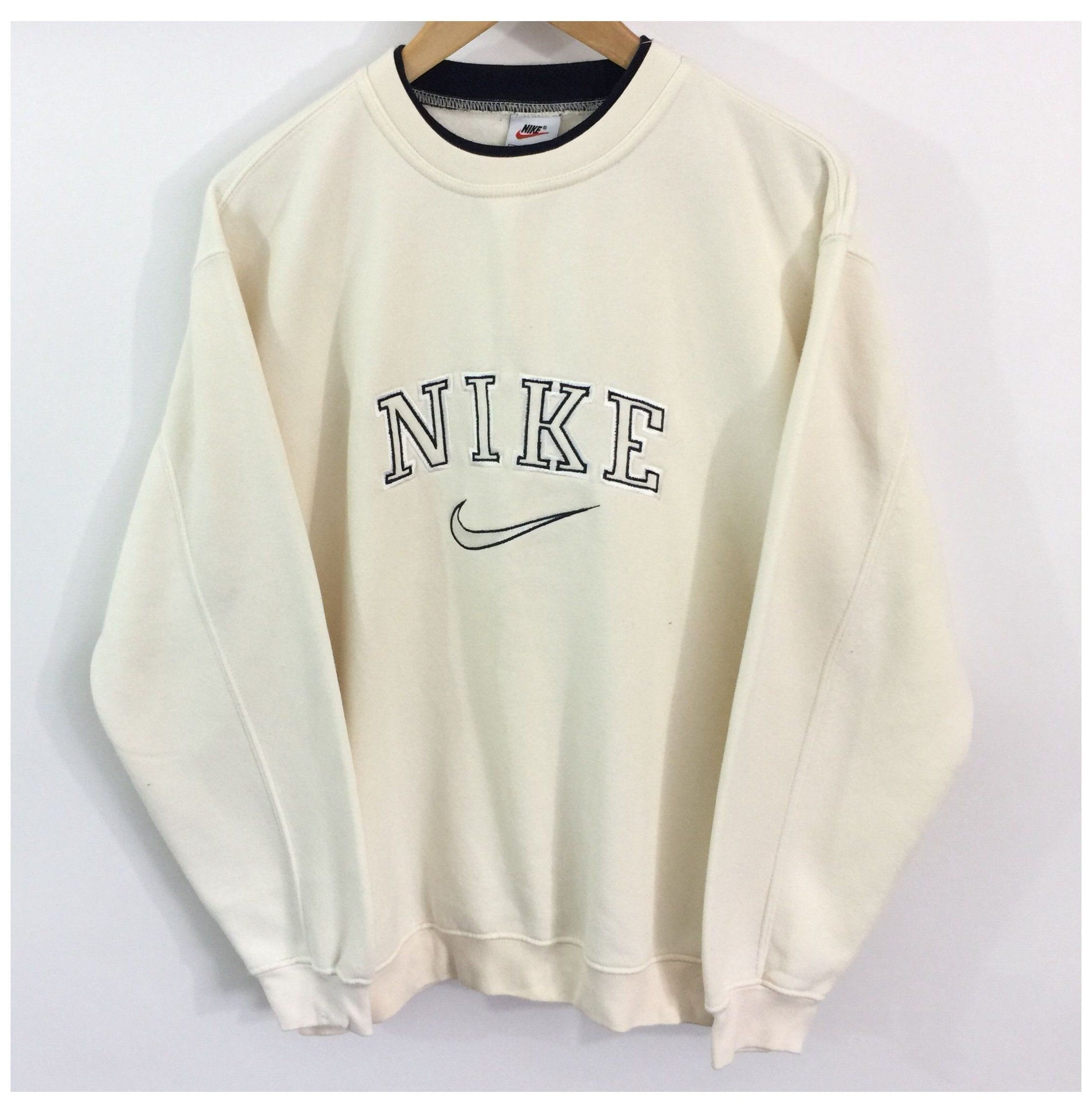 cute aesthetic nike sweatshirts