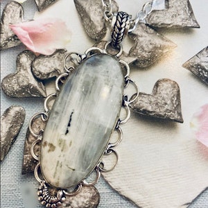 Divine moonstone necklace feminine energy pendant intuition pendant image 5