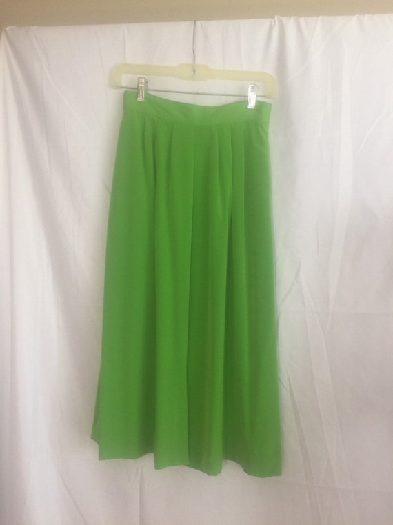 Full Round Silky Green Skirt