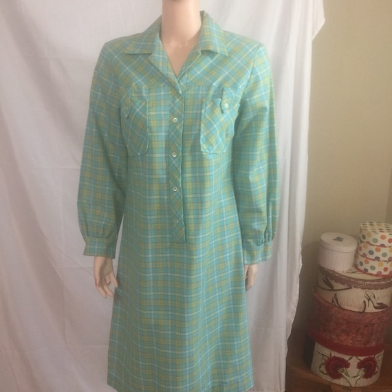 60s or 70s Plaid Shirtdress