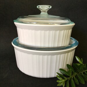 Corning Ware French White F-1-B round casserole Liter, and F-5-B  Liter set, with Pyrex lids
