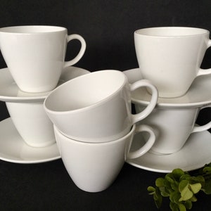 Centura by Corning white 8 Coupe mugs and 8 saucer set