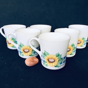 Corning Sunsations  8  flared cups, USA made