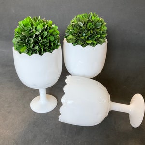 Milk glass  3 footed planters with pressed starburst design with scalloped edge