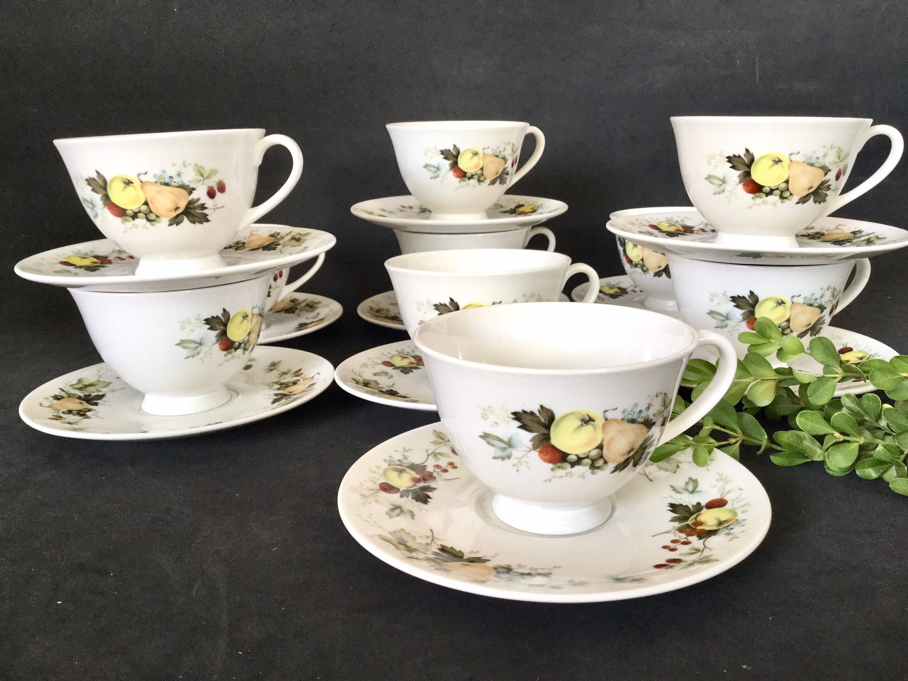 Royal doulton tea cup and saucer - Etsy 日本 Royal doulton tea cup and saucer - Etsy 日本