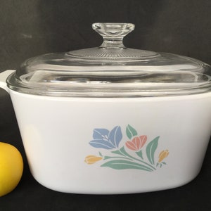 Corning ware Friendship pattern  3 Liter square casserole with glass lid labelled A-3-B