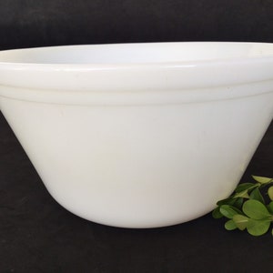 Federal Milk Glass Mixing Bowl