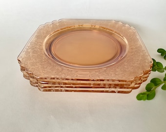Fostoria 4 Queen Anne luncheon glass plates light amber  color, USA made