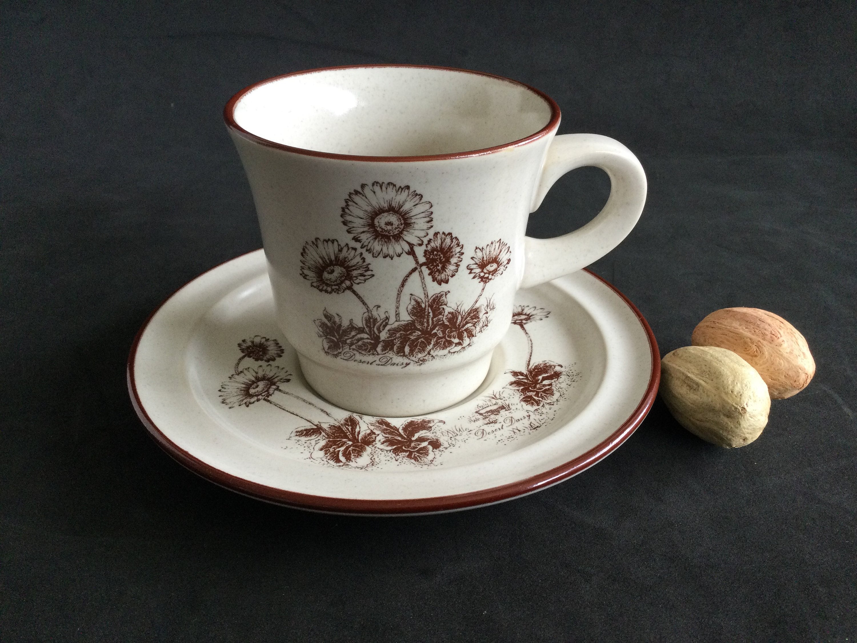 Noritake STONEWARE DESERT FLOWERS 26cm プレート 7枚セット ノリタケ フラワー 盛皿 取皿 北欧 札幌市 中央区 南12条 1970s Noritake “Desert Flowers” Stoneware Dinner Plates – Set of 7